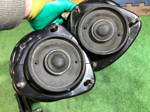 Стойки как новые. комплект SUBARU FORESTER OEM 20310SA041, 20310SA051, 20360SA020, 20360SA030 SG5 2004 EJ205 AT