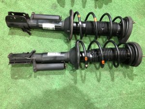 Стойки как новые. комплект SUBARU FORESTER OEM 20310SA041, 20310SA051, 20360SA020, 20360SA030 SG5 2004 EJ205 AT