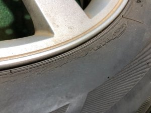 Шины Bridgestone Luft RV II 215/60 R16 SUBARU FORESTER OEM 28121SA010 SG5 2004