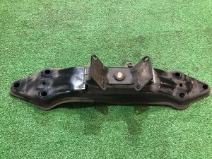 Балка акпп 41011AE010, 41022AC150 SUBARU LANCASTER