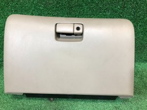 Бардачок SUBARU LANCASTER OEM 66120AE000GE BH9 BHE 1999 BEIGE 8L5