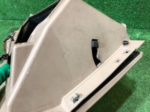 Бардачок SUBARU LANCASTER OEM 66120AE000GE BH9 BHE 1999 BEIGE 8L5