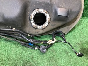 Бензобак SUBARU LANCASTER OEM 42012AE000 BH9 1999 EJ254