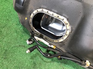 Бензобак SUBARU LANCASTER OEM 42012AE000 BH9 1999 EJ254