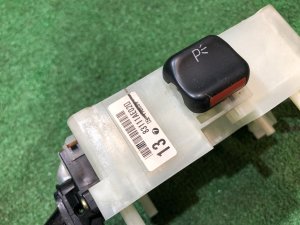 Блок подрулевых переключателей SUBARU LANCASTER OEM 83111AE020 BHE BH9 1999 EJ254