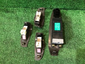 Блок управления стеклоподъемниками SUBARU LANCASTER OEM 83071AE000, 83071AE040 BHE BH9 1999 EJ254