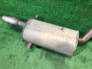 Бочка глушителя SUBARU LANCASTER OEM 44300AE120 BH9 1999 EJ254