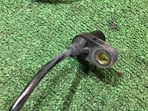Датчик ABS передний левый SUBARU LANCASTER OEM 27540AE090 BHE BH9 1999 EJ254
