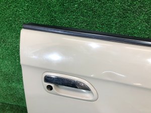 Дверь передняя правая SUBARU LANCASTER OEM 60009AE040 BHE BH9 1999 BEIGE 8L5