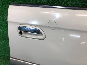 Дверь передняя правая SUBARU LANCASTER OEM 60009AE040 BHE BH9 1999 BEIGE 8L5