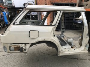 Задняя часть Rear cut SUBARU LANCASTER OEM 52122AE100, 52421AE060, 51410AE160, 51410AE170 BH9 1999 BEIGE 8L5