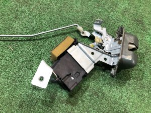 Замок пятой двери SUBARU LANCASTER OEM 60319FA200 BH9 1999 BEIGE 8L5