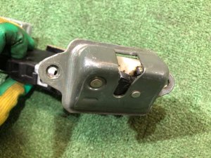 Замок пятой двери SUBARU LANCASTER OEM 60319FA200 BH9 1999 BEIGE 8L5