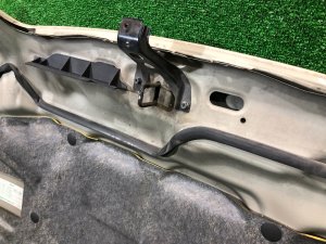 Капот SUBARU LANCASTER OEM 57229AE000 BHE BH9 BH5 BE5 BE9 1999 BEIGE 8L5