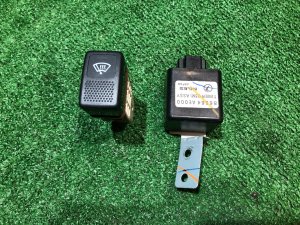 Кнопка обогрева лобового стекла комплект с таймером 86564AE000 SUBARU LANCASTER
