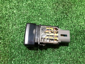 Кнопка птф SUBARU LANCASTER OEM 83001AE000 BHE BH9 BH5 BE5 BE9 BEE 1999 EJ254