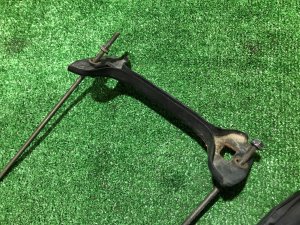バッテリーステー SUBARU LANCASTER OEM 82182AA040, 82161AA040, 82122AA011 BH9 1999