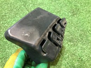 Крепление заднего бампера левое SUBARU LANCASTER OEM 57707AE070 BHE BH9 BH5 1999 BEIGE 8L5