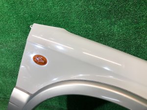 Крыло переднее правое SUBARU LANCASTER OEM 57120AE020 BH9 1999 BEIGE 8L5