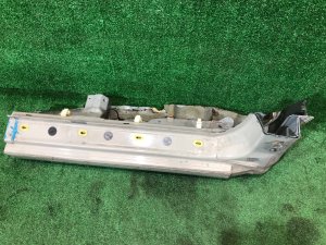 Порог металл правый SUBARU LANCASTER OEM 51415AE021 BHE BH9 1999 BEIGE 8L5
