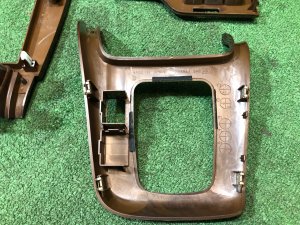 主机面框套件 SUBARU LANCASTER OEM 66060AE020, 66150AE010, 66050AE010 BHE BH9 1999 BEIGE 8L5