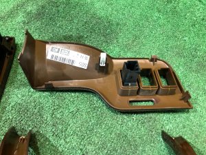主机面框套件 SUBARU LANCASTER OEM 66060AE020, 66150AE010, 66050AE010 BHE BH9 1999 BEIGE 8L5