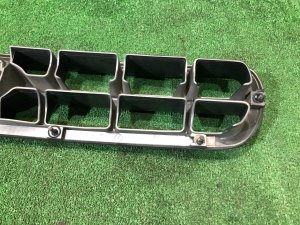 Решетка радиатора SUBARU LANCASTER OEM 91121AE200 BH9 BHE 1999 BEIGE 8L5