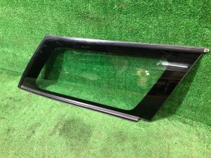 Стекло багажника правое SUBARU LANCASTER OEM 65210AE000NB BH9 1999