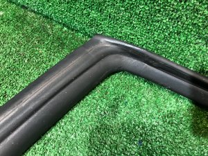 Уплотнитель дверей правый SUBARU LANCASTER OEM 63521AE020 BHE BH9 BH5 1999 BEIGE 8L5