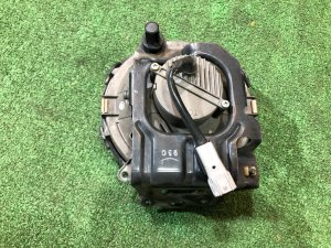 Фара противотуманная правая Koito 114-20649 SUBARU LANCASTER OEM 84501AE040 BH9 BHE 1999