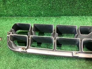 Решетка радиатора SUBARU LANCASTER OEM 91121AE190 BHE 2000 silver 9G9