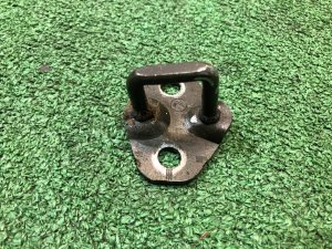 Петля багажника SUBARU LANCASTER OEM 60301FC000 BH9 1999 BEIGE 8L5