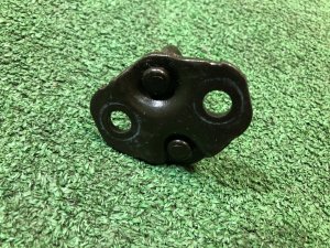 Петля багажника SUBARU LANCASTER OEM 60301FC000 BH9 1999 BEIGE 8L5